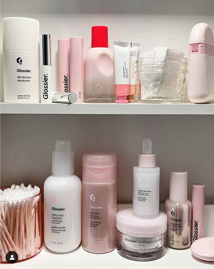 redes sociales glossier